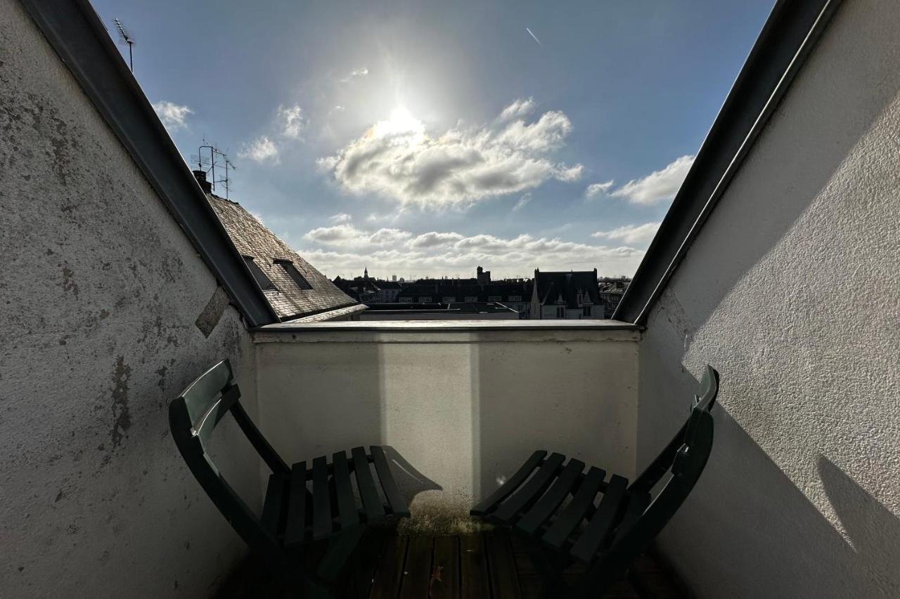 Beautiful Apartment With Terrace - Loire View Tours Zewnętrze zdjęcie
